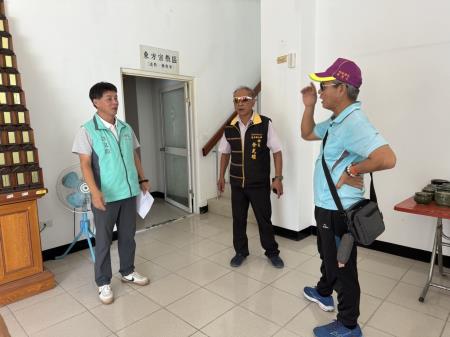 東服中心副執行長許文獻訪視臺東縣延平鄉綜合體育館及武陵懷恩堂了解後續相關建設需求.jpg