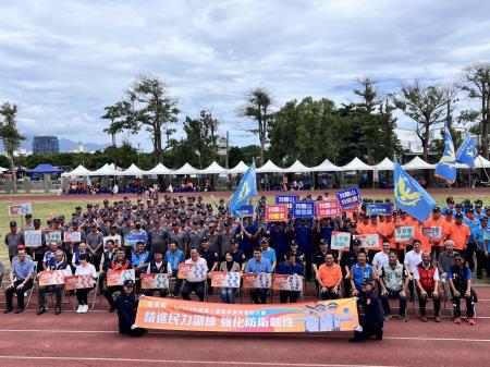 東服中心洪宗楷執行長出席_臺東縣台東市義勇警察發展協會_臺東縣民防總隊_義勇警察大隊第十屆運動大會及晚宴.jpg